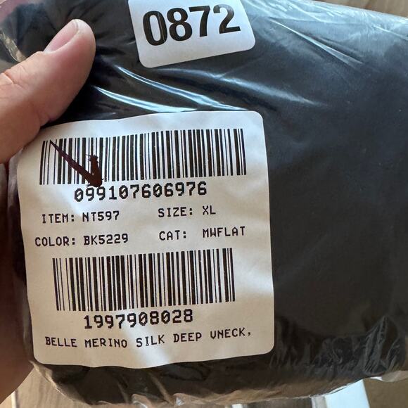 Madewell Merino Wool-Silk Blend V-Neck Sweater SZ XL Black Relaxed Fit Pullover - Picture 9 of 9